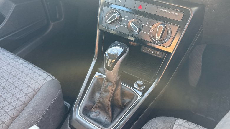 Volkswagen T-Cross 1.0 TSI 110 SE 5dr DSG Petrol Estate